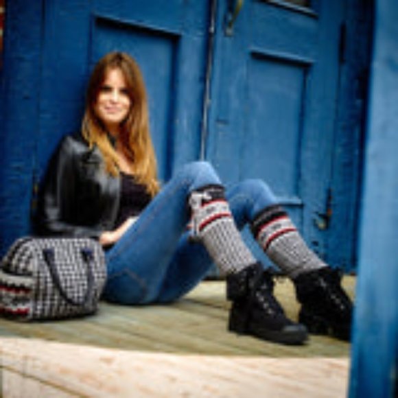 Laundromat Pearl Handbag - Picture 3 of 9